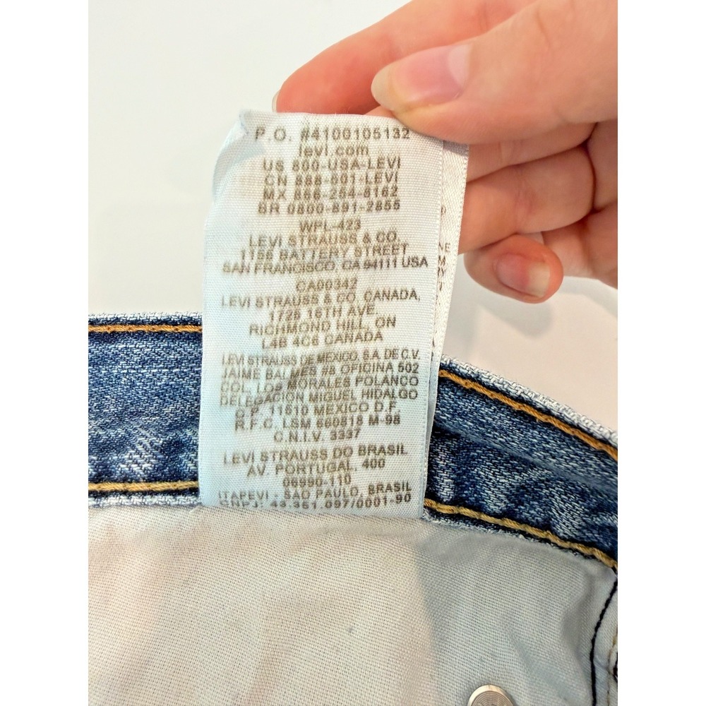 Levi's 505 Womens Size 36 Straight Fit Denim Cutoff Shorts High Rise Frayed Hem - Picture 10 of 10